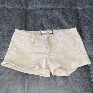 ABERCROMBIE & FITCH KHAKI SHORTS